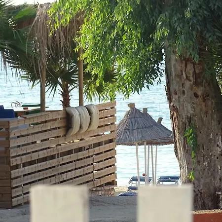 Seaside 3*